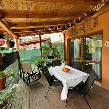 La Patio Cherno More 2 Apartment
