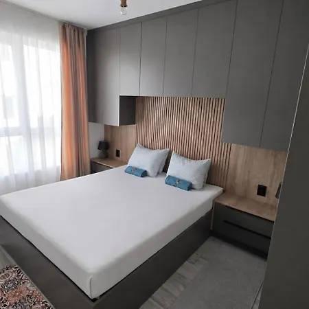 Apartmán La Patio Cherno 2 *